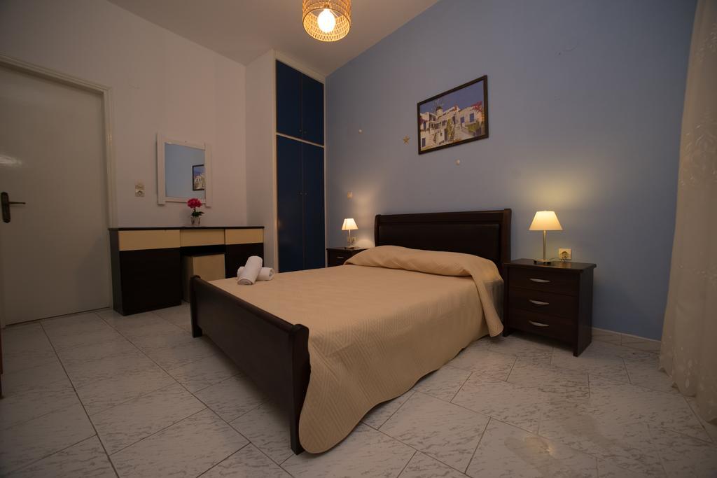 Aparthotel Bella Sant à Períssa Extérieur photo