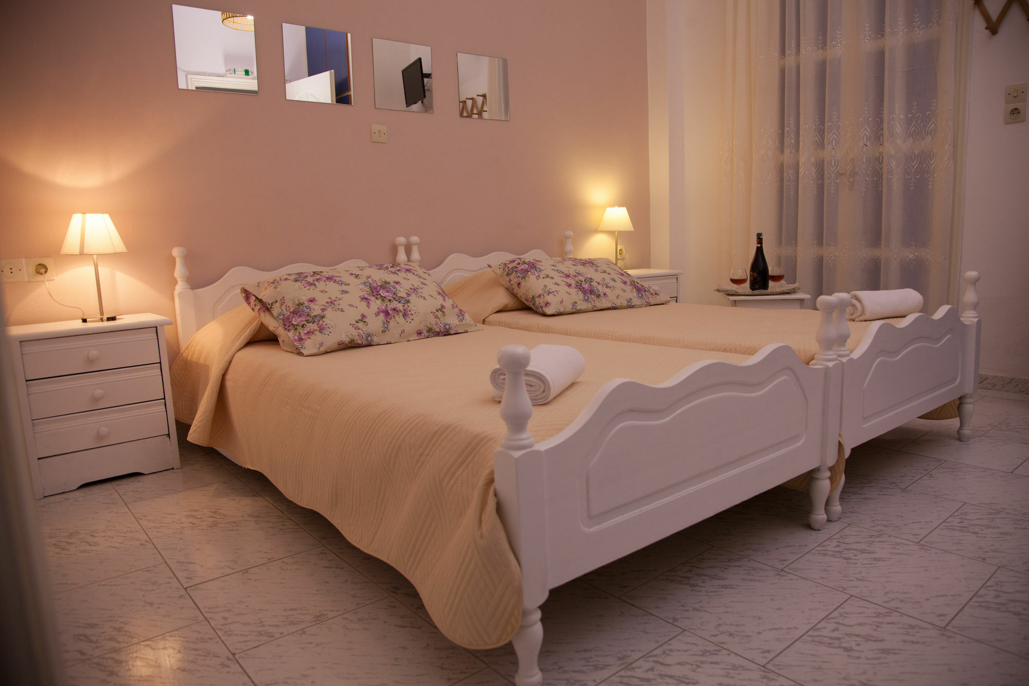 Aparthotel Bella Sant à Períssa Extérieur photo
